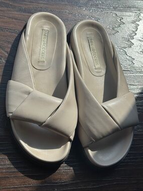 Leather Cream Cross-Band Slide Sandals for Women